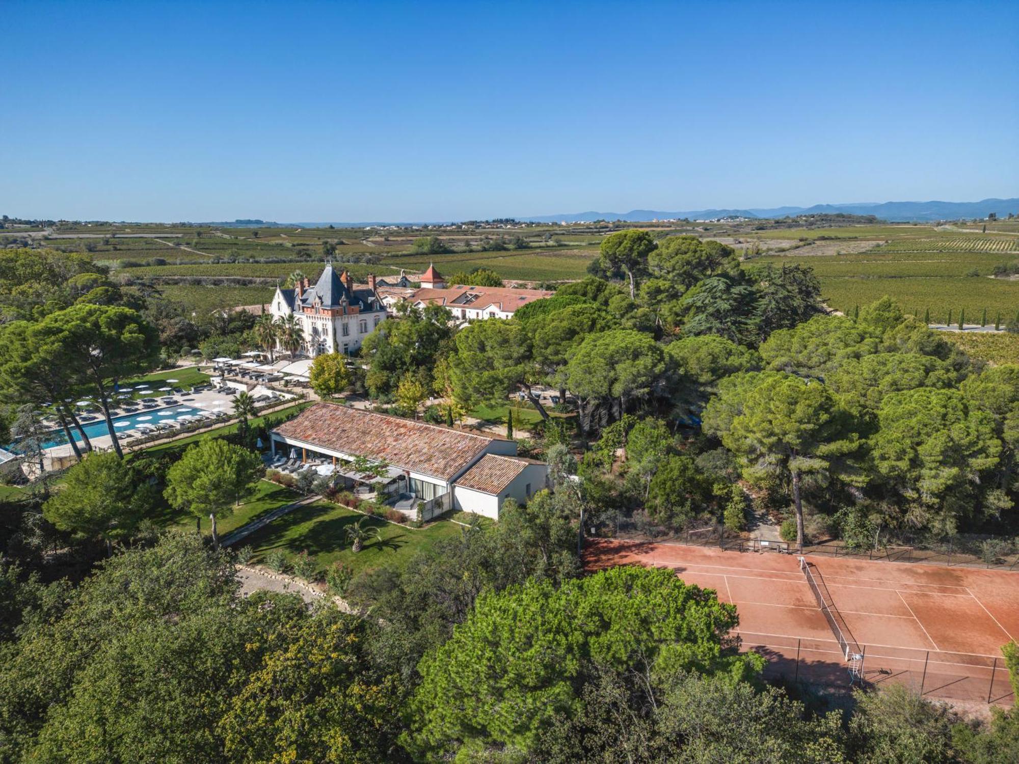 Chateau St Pierre De Serjac Puissalicon Bagian luar foto
